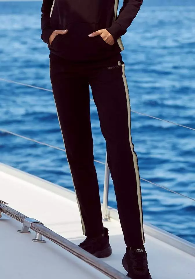 Bench. Relaxhose mit Glitzer Seitenstreifen Rosé, Beige-melange, Schwarz 9 Bench. Relaxhose mit Glitzer Seitenstreifen Rosé, Beige-melange, Schwarz – Bild 9