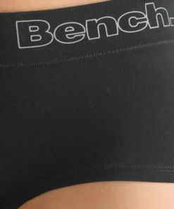 Bench. Panty (3 Stück) mit weichem Bündchen und Logodruck Schwarz, Anthrazit-meliert-rosa, Rot-meliert | marine-meliert | grau-meliert 10 Bench. Panty (3 Stück) mit weichem Bündchen und Logodruck Schwarz, Anthrazit-meliert-rosa, Rot-meliert | marine-meliert | grau-meliert -Bench Geschäft 21521750