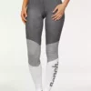 Bench. Strickleggings im sportiven Colorblockdesign