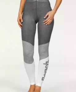 Bench. Strickleggings im sportiven Colorblockdesign