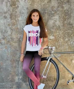 Bench. T-Shirt in weiter legerer Form -Bench Geschäft 30369323