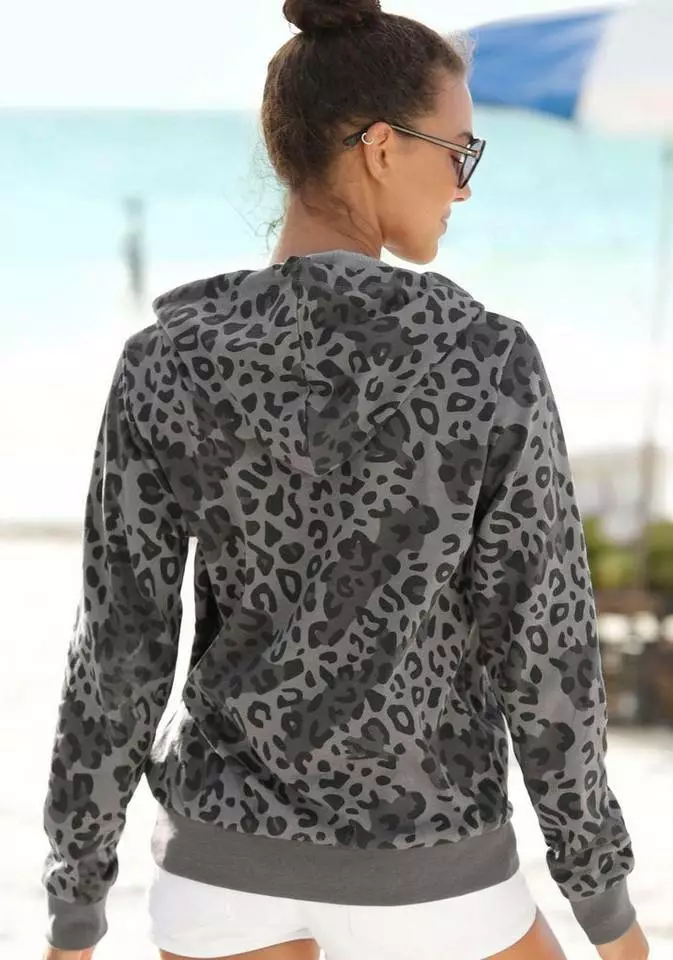 Bench. Sweatshirt mit Animalprint Flieder-bedruckt, Anthrazit-bedruckt 3 Bench. Sweatshirt mit Animalprint Flieder-bedruckt, Anthrazit-bedruckt – Bild 3