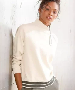 Bench. Sweater mit Stehkragen und gestreiftem Bund Schwarz, Ecru