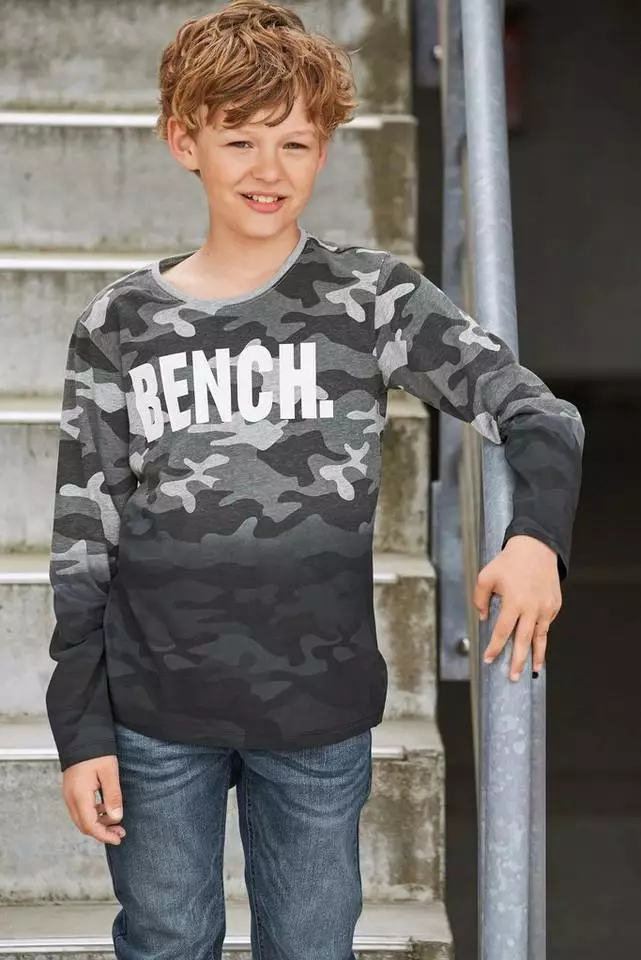 Bench. Langarmshirt »tarnfarben mit Farbverlauf« 4 Bench. Langarmshirt »tarnfarben mit Farbverlauf« – Bild 4