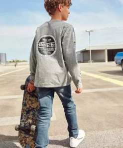 Bench. Langarmshirt »mit Ärmel-und Rückendruck« -Bench Geschäft 40151415 74ca 5106 8e4c d2f07638031b