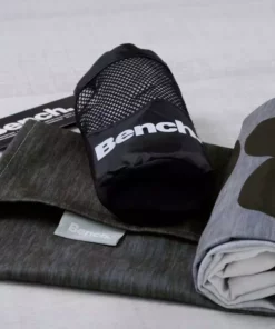 Bench. Sporthandtuch »Bench« (1-St), Bench Fitnesstuch / Sports Towel mit Flap