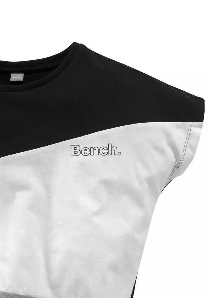 Bench. Fledermausshirt kleinem Logoprint 4 Bench. Fledermausshirt kleinem Logoprint – Bild 4