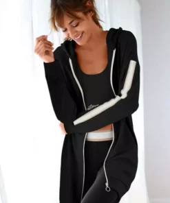 Bench. Kapuzensweatjacke in langer Form mit Zipper Camelfarben-weiß, Schwarz-weiß