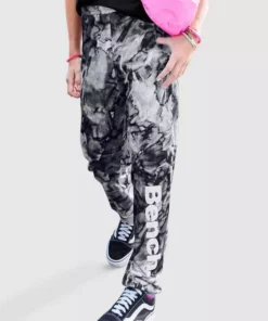 Bench. Haremshose mit tonigem Batikmuster