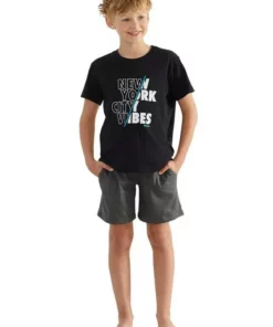 Bench. Shorty New York City Vibes